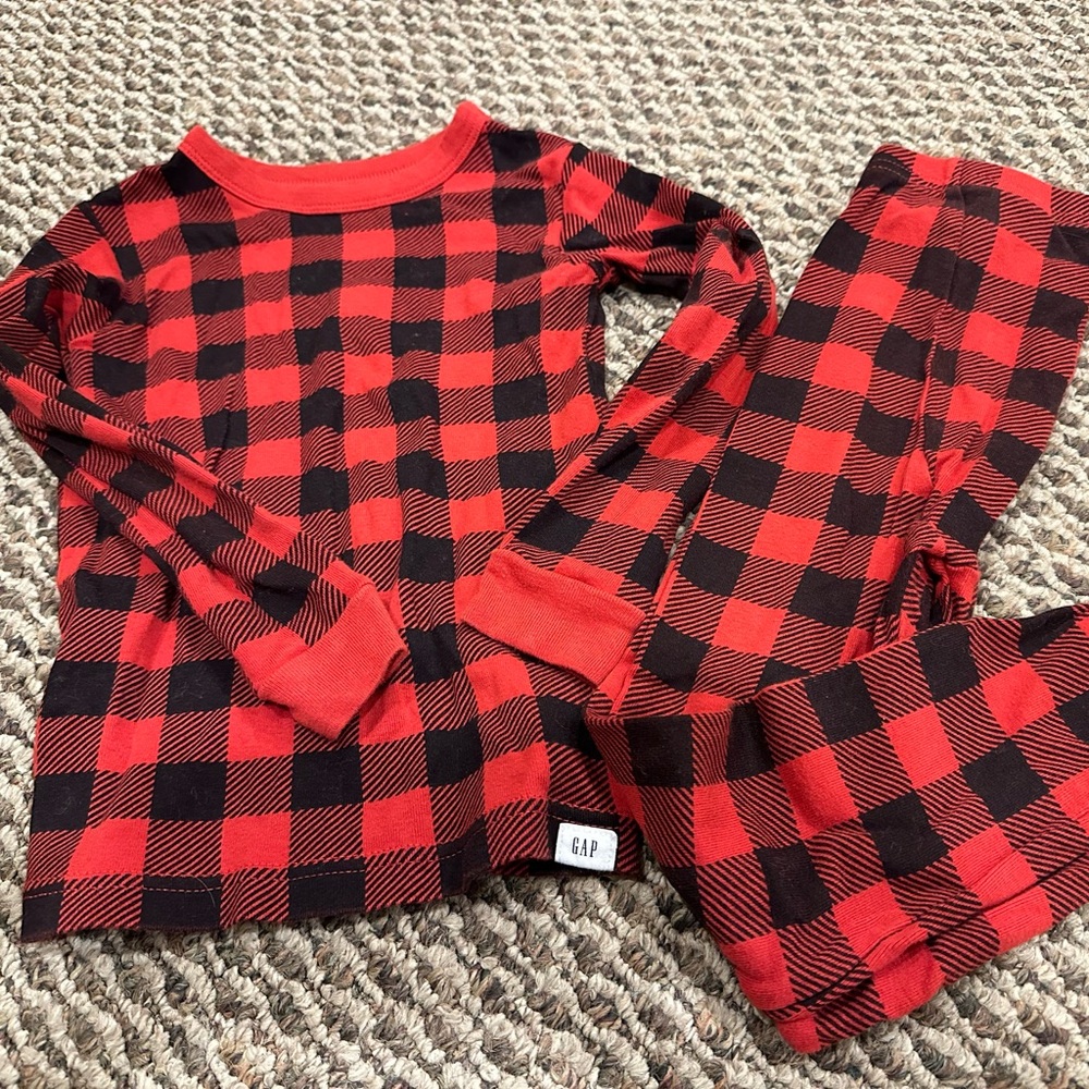 Gap holiday pajama’s